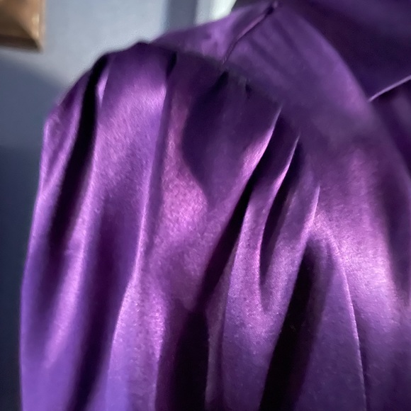 KATE HILL DARK PURPLE BLOUSE .ELEGANT AND SOPHISTICATED!! - Picture 4 of 6
